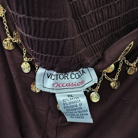 Victor Costa Occasion Knit Gaucho Pants - Picture 3 of 3